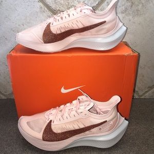 🆕Nike Zoom Gravity Holiday Sparkle Running Shoes